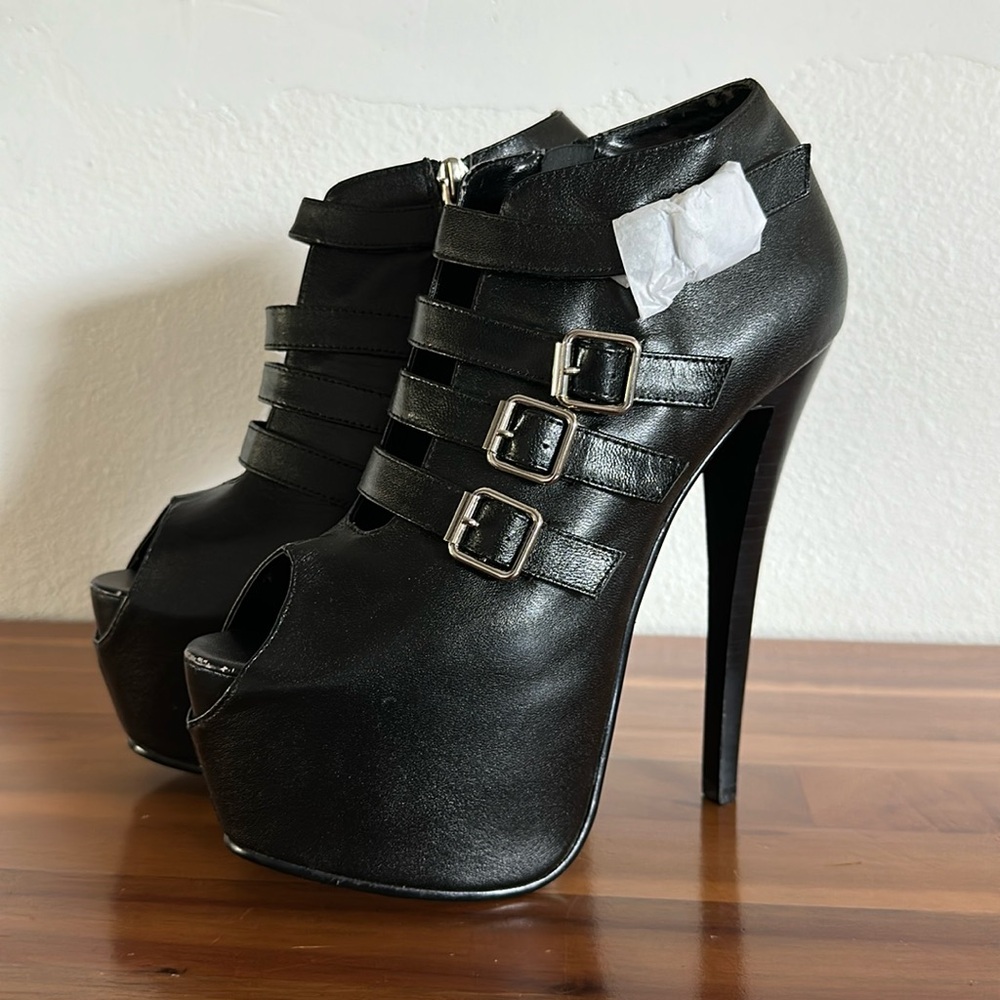 Authentic N.Y.L.A. Women's Larile Leather Platform Pump Shoes